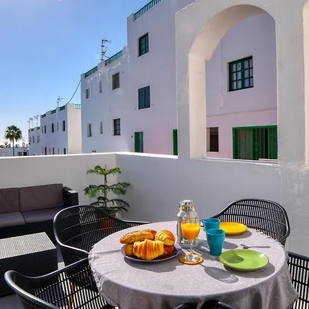 Sea Waves Lanzarote 500m From Playa Grande Big Terrace And Pool Puerto del Carmen (Lanzarote)